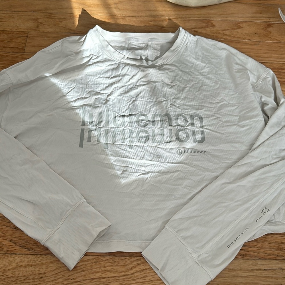 Lululemon long sleeve train shirt